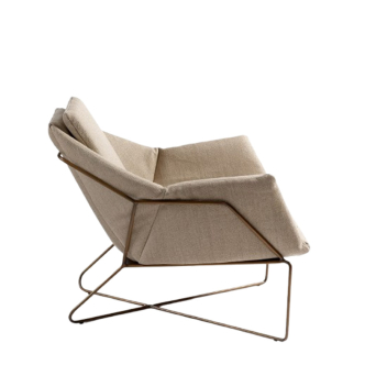 Sillón de lino beige con pata de metal dorado de Crisal Decoración 2