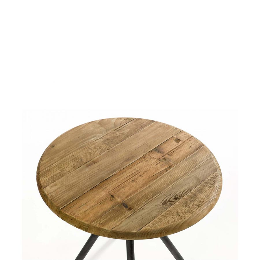 Detalle del tablero de madera de la Mesa de madera y acero de Crisal Decoración