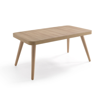 Mesa rectangular extensible Vinca de la firma nacional Pemi fabricada en melamina.