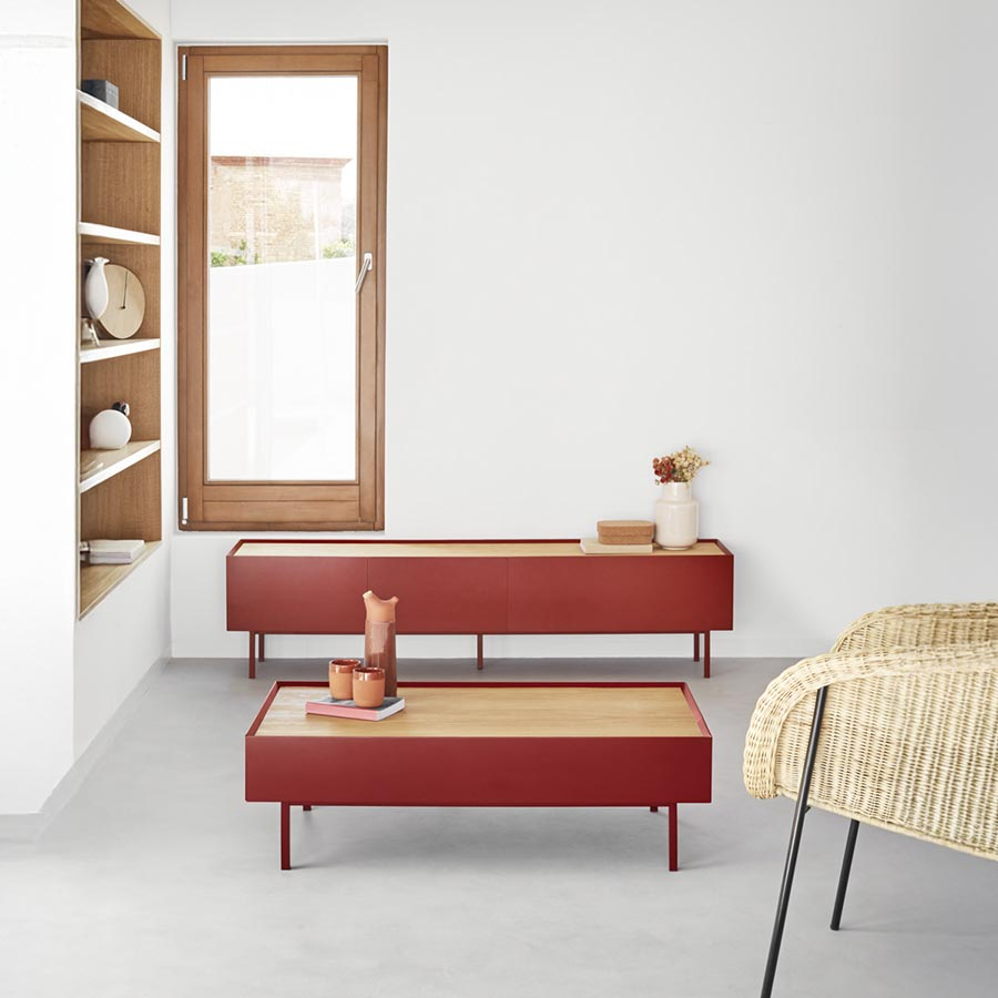 Mueble TV Arista de Teulat, con puertas y cajones, integrado en ambiente