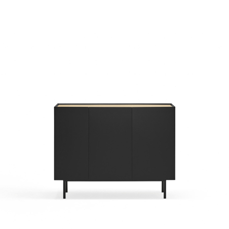 Aparador Arista de Teulat, con tres puertas y fabricado en DM lacado negro