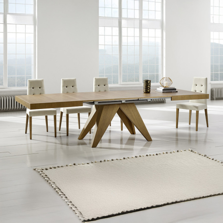 Mesa extensible rectangular Bou de la marca Pemi con tapa en chapa de roble y vista de ambiente en versión abierta.