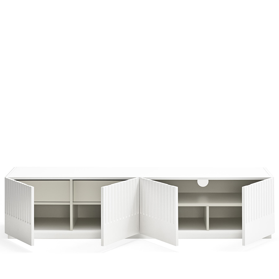 Vista de los cajones y estantes interiores en acabado crema del Mueble TV Doric acabado blanco de Teulat