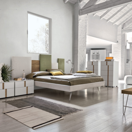 Cama Skyline Evergreen de la firma italiana Tomasella con somier vaschetta en acabado Selfie.