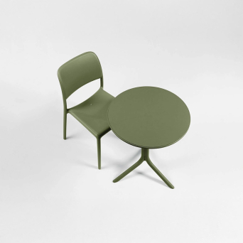 Silla de terraza Riva sin brazos, en acabado antracita, de la firma de diseño italiano Nardi. 2