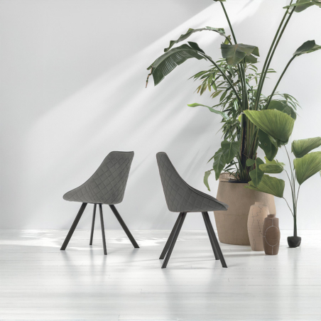 Silla Bilbao de la firma italiana Target Point en acabado grafito terciopelo.
