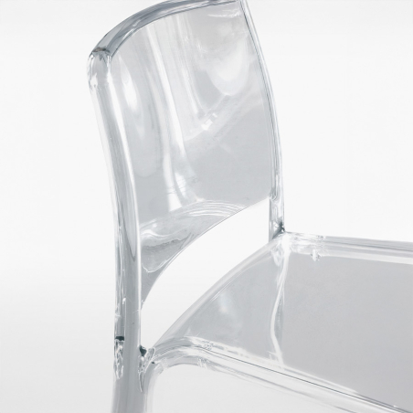 Silla Futura de Target Point, en acabado transparente y vista detalle.