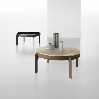 Mesa de cetro Museo de la firma italiana Target Point, en acabado negro y alabastro. 2