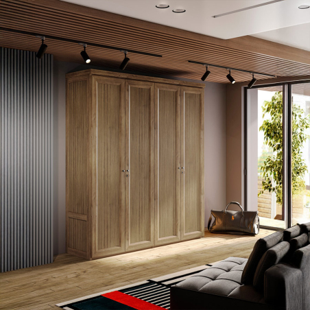 Armario Liria de 4 puertas, de la marca Grupo Seys y en acabado roble y vista de ambiente de dormitorio.