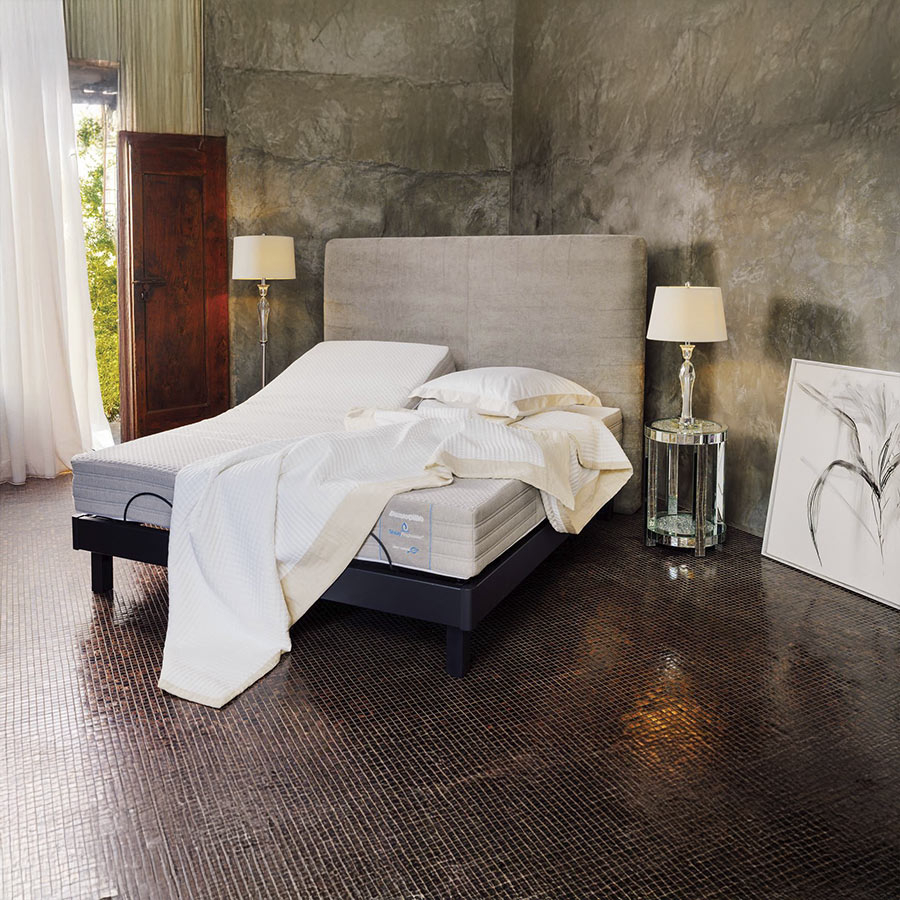 Colchón Diamond Progressive Dúo de Dunlopillo en vista de ambiente y cama de matrimonio.