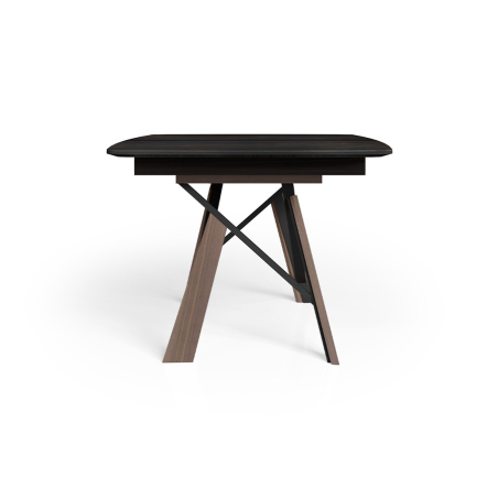 Mesa de comedor Laís de Tabula en acabado porcelánico Panthera y vista de perfil.