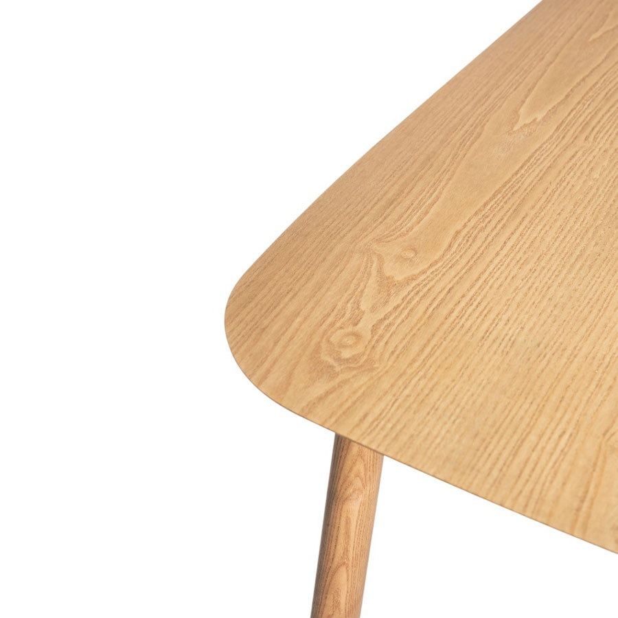 Detalle nudos madera fresco de mesa Mibu de Ondarreta