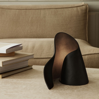 Oyster Tamble Lamp de Ferm Living en Muebles Lara 2