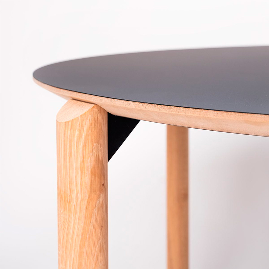 Mesa Juno Ondarreta