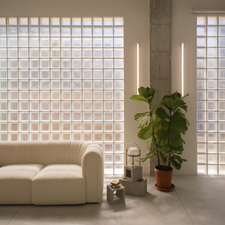 Sofá Core de la firma de diseño Sancal con tapizado de borreguito.