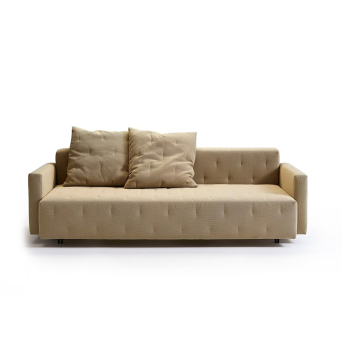 Sofá cama Nap de la firma Sancal con cojines decorativos, tapizado en tela color beige