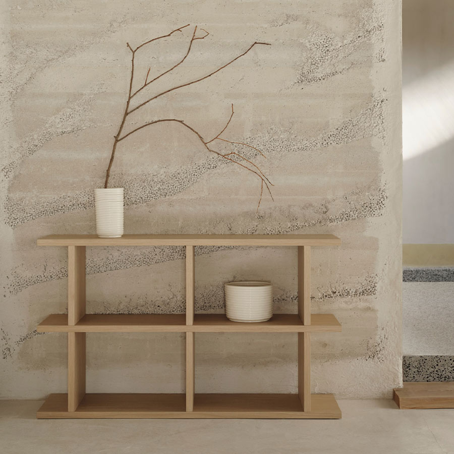 Estantería Kona 2x2 estilo japandi en madera natural.