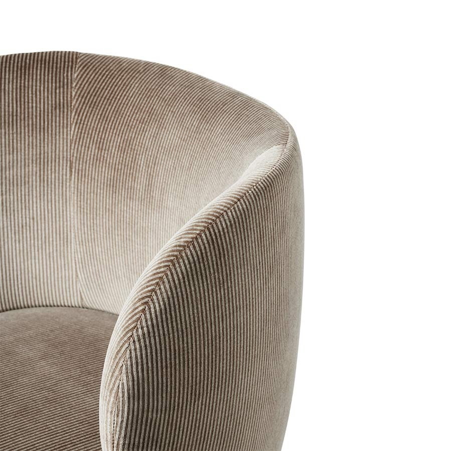 Silla comedor Rico con ruedas | Sillas respaldo curvo Ferm Living