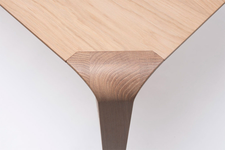 Mesa Silu madera curva