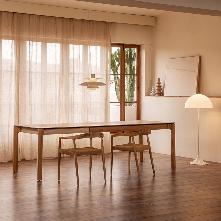 Mesa extensible Bowie de Tábula | Mesa comedor de diseño en madera natural
