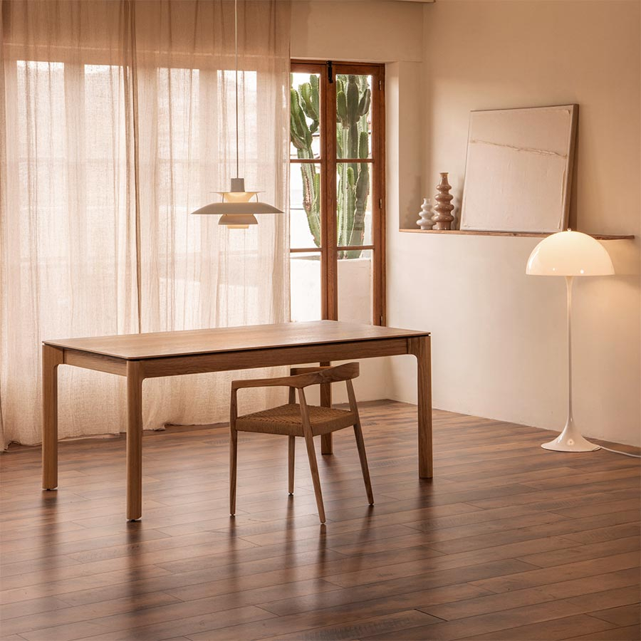 Mesa extensible Bowie de Tábula | Mesa comedor de diseño en madera natural