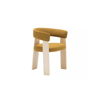 Modelo de silla con brazos y asiento y respaldo tapizado