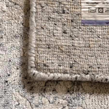Alfombras Divina de Kuatro Carpets | Elegancia Artesanal y Diseño