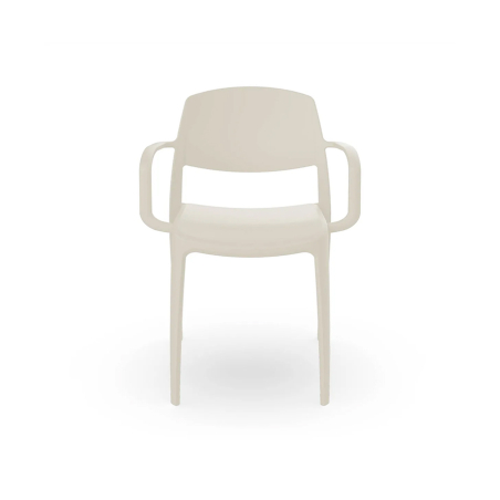 Silla con reposabrazos apilable de color marfil  de la firma Resol.