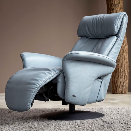 Sillón relax 7627 Easyswing de Himolla tapizado en cuero color azul plomo