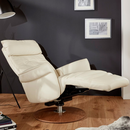 Sillón relax 7806 S-Lounger abierto tapizado en piel color crema base redonda de madera