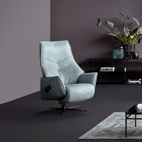 Sillón relax 7911 S-Lounger con base de 5 aspas y tapizado en piel color azul