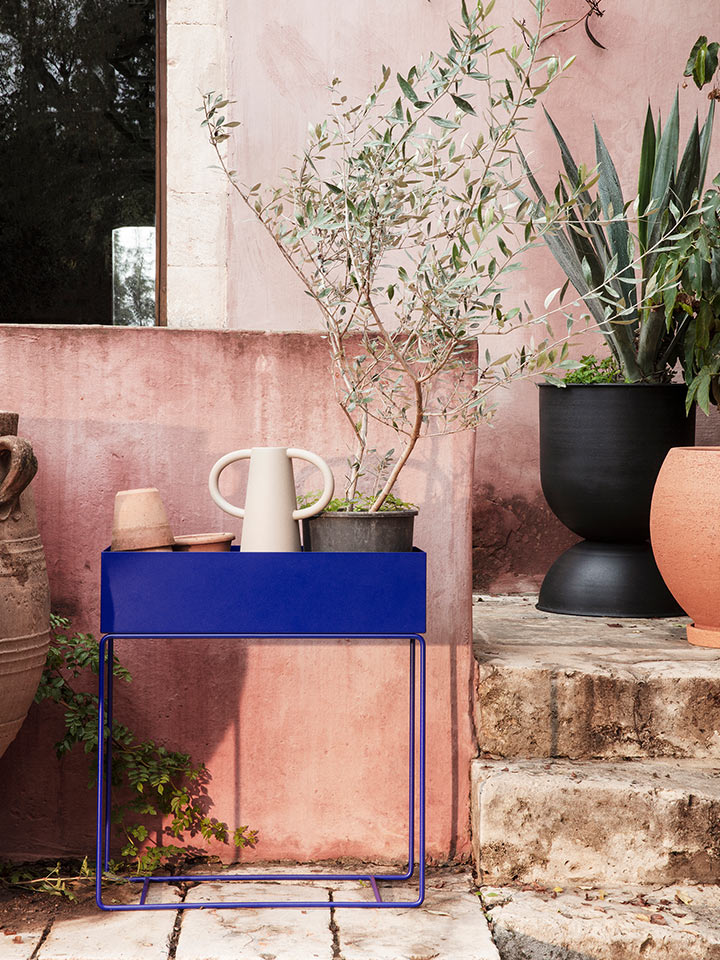 Plant Box de Ferm Living azul en Muebles Lara
